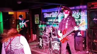 Download Lagu Motorheadache UK  - Fire Fire MP3