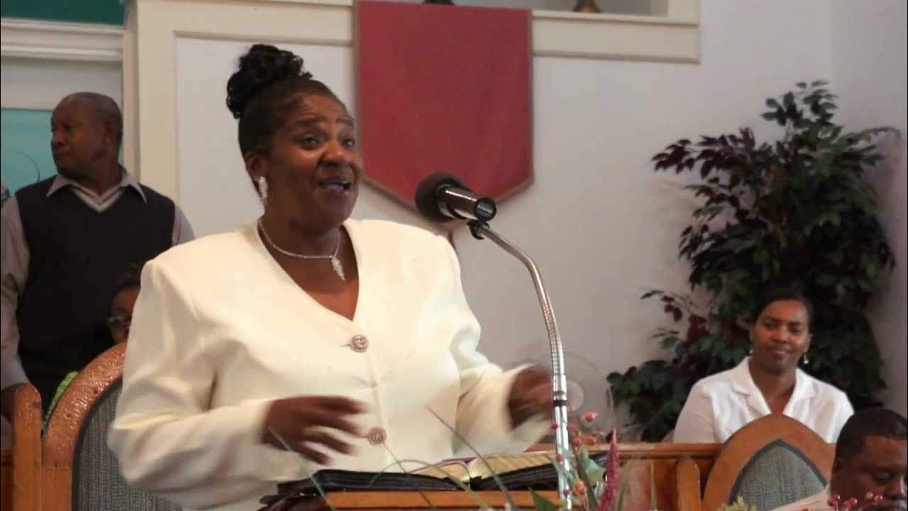 Pastor Helen Durieux, R.N., sings I DON'T KNOW WHY Good Friday