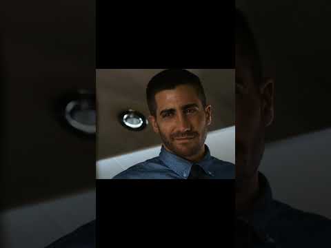 SOURCE CODE TIME LOOP MOVIE WHERE THE HERO UNDERSTAND HE IS DEAD