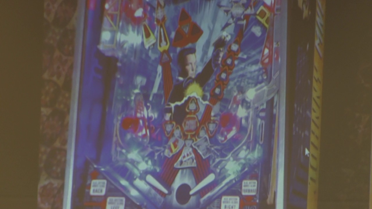 How to Play Pinball: Eric Stone