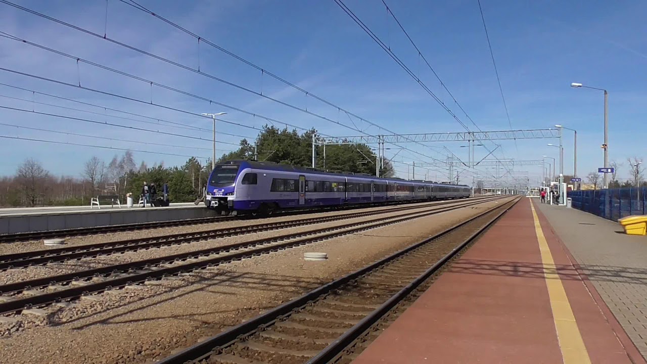 Stacja PKP Włoszczowa Północ [ EIP EIC IC TLK ]