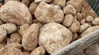 Stones crushers/ jaw Rock crushing/satisfying stones crushing in action