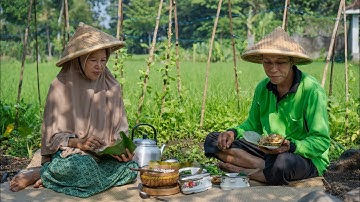 Ngirim Makanan ke Sawah | Memasak Bothok Mlanding, Tumis Kangkung, Tahu Berontak, dan Sambal