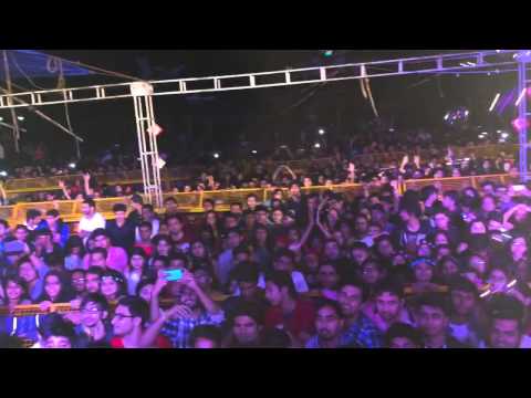 Akcent Dilemma Live In Delhi