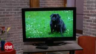 Toshiba's 32-inch LCD TV is dirt-cheap - First Look - YouTube