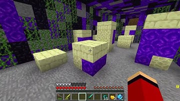 JJ and Mikey Found a SPIRAL END PORTAL in Minecraft Maizen!