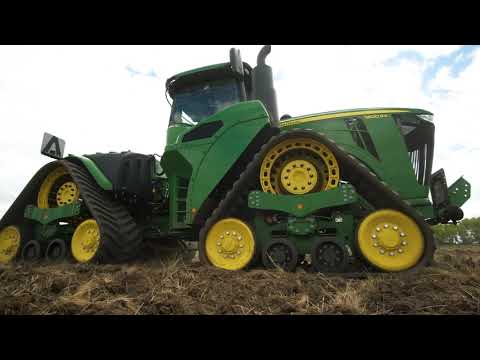 Video: Používajú traktory John Deere def?