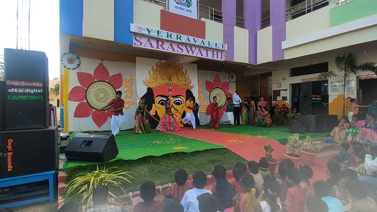 Dasara vachindhaya song dance