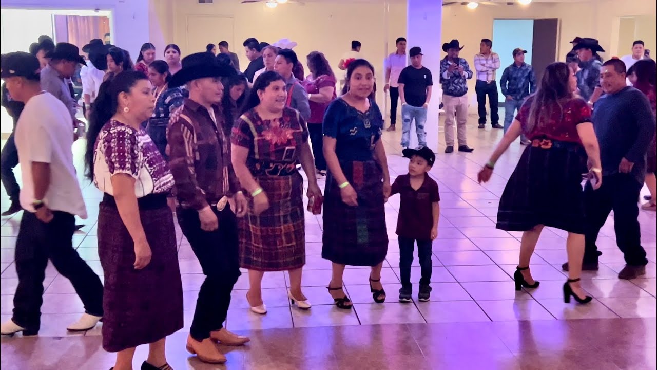 Marimba Maderas de Mi TierraBaile Social en Corona, California 2022