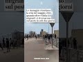 L’arrivo in massa dei migranti sulle spiagge di Ceuta, exclave spagnola sulla costa marocchina