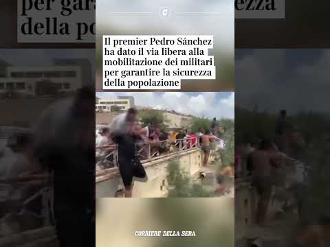 Video Larrivo in massa dei migranti sulle spiagge di Ceuta, exclave spagnola sulla costa marocchina