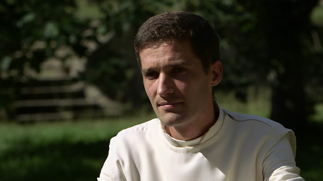 Chanoines à l'abbaye Sainte Marie de Lagrasse