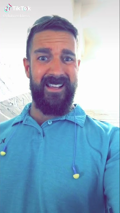 Bearded daddy farts