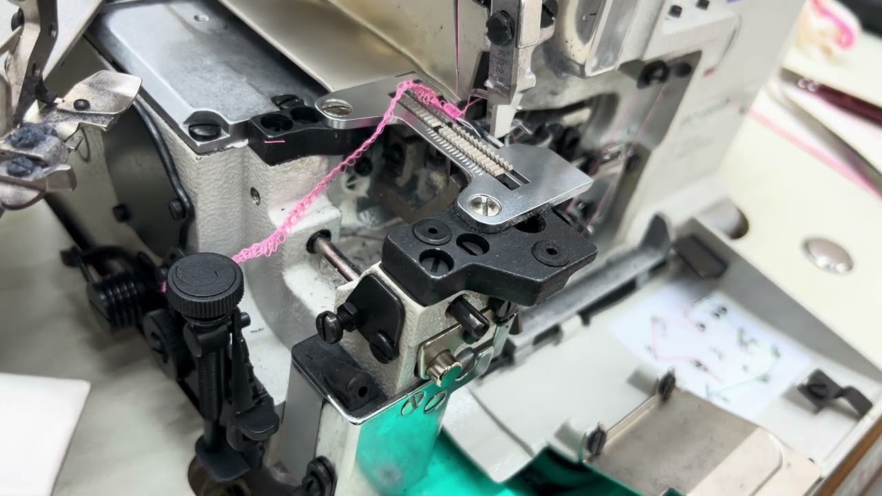 오버로크(overlock) 재봉기 JUKI MO-6804 칼 교환하는 방법