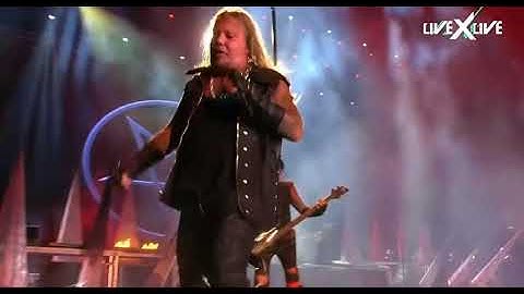 Motley Crue , Shout at the Devil live Rock in Rio 19 09 2015