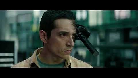 Terminator Dark Fate (2019): Grace vs Rev-9 Factory Fight Scene