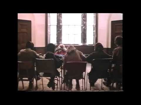 Threads (Barry Hines) Unpicking