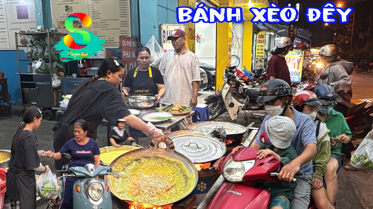 🟢Bánh xèo nhí về đêm khách nhộn nhịp tại Sài gòn