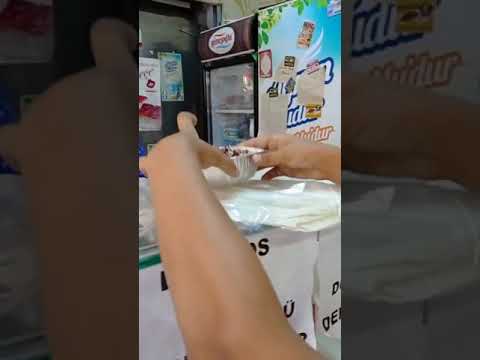 Aşure karşılığında çiğköfte
