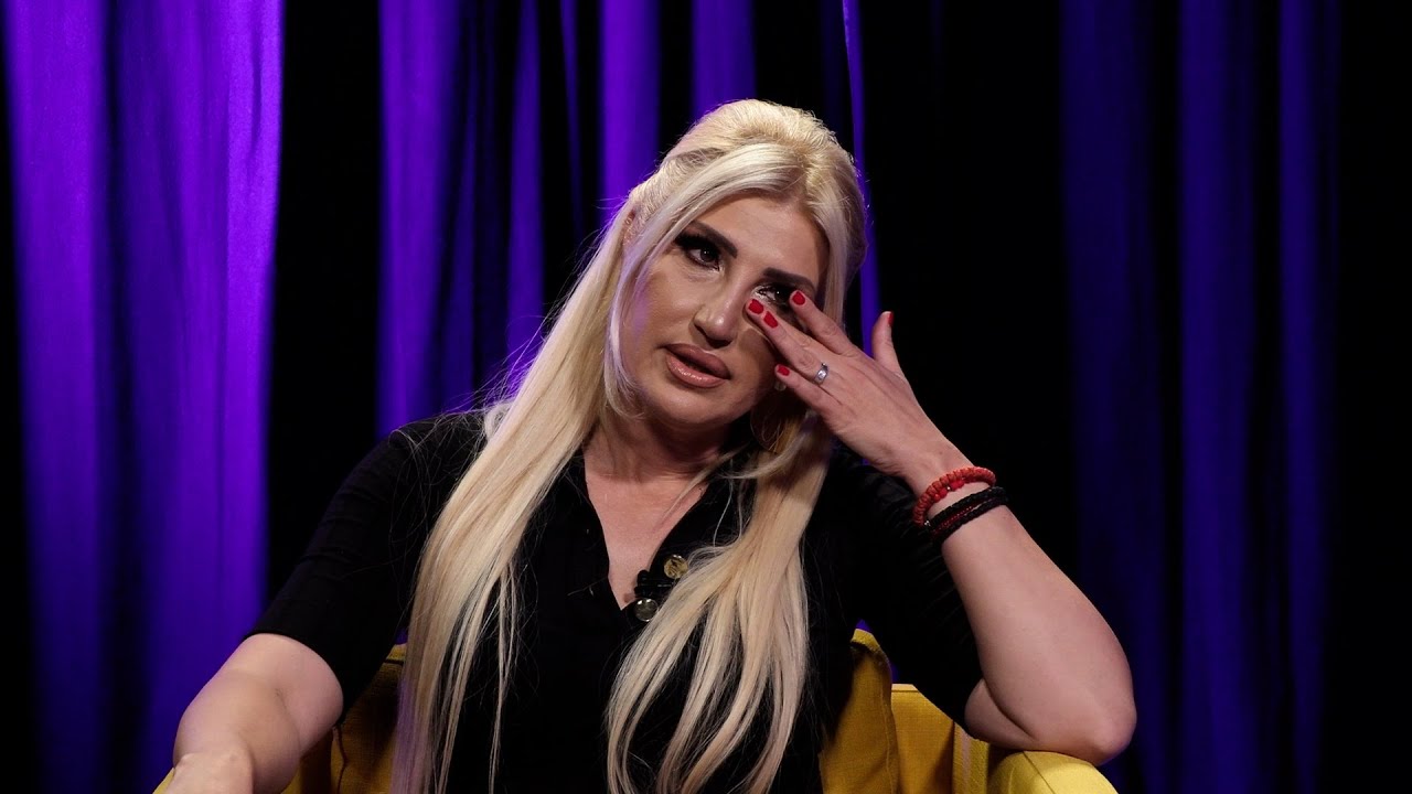 Ispovest Jovane Tipšin: Sve o odrastanju u devetočlanoj porodici, početku karijere i smrti roditelja