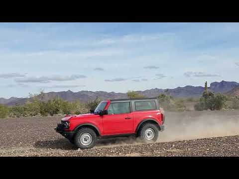 New Year's Day 2023 ripping the Arizona desert in my 2022 Base Bronco with the manual transmission!