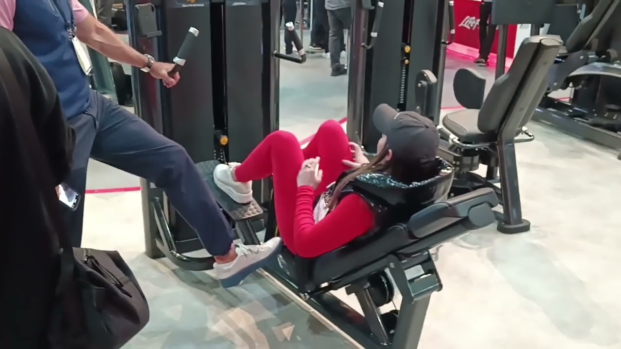 Last day at the fitness show......