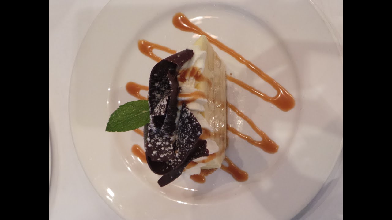 How to Make Emeril's Banana Cream Pie - YouTube