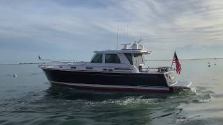 BostonYacht.com  Sabre 48'  Salon Express