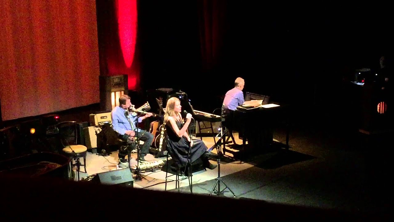 Diana Krall "Take It With Me" (Tom Waits) @ Olympia (Paris)