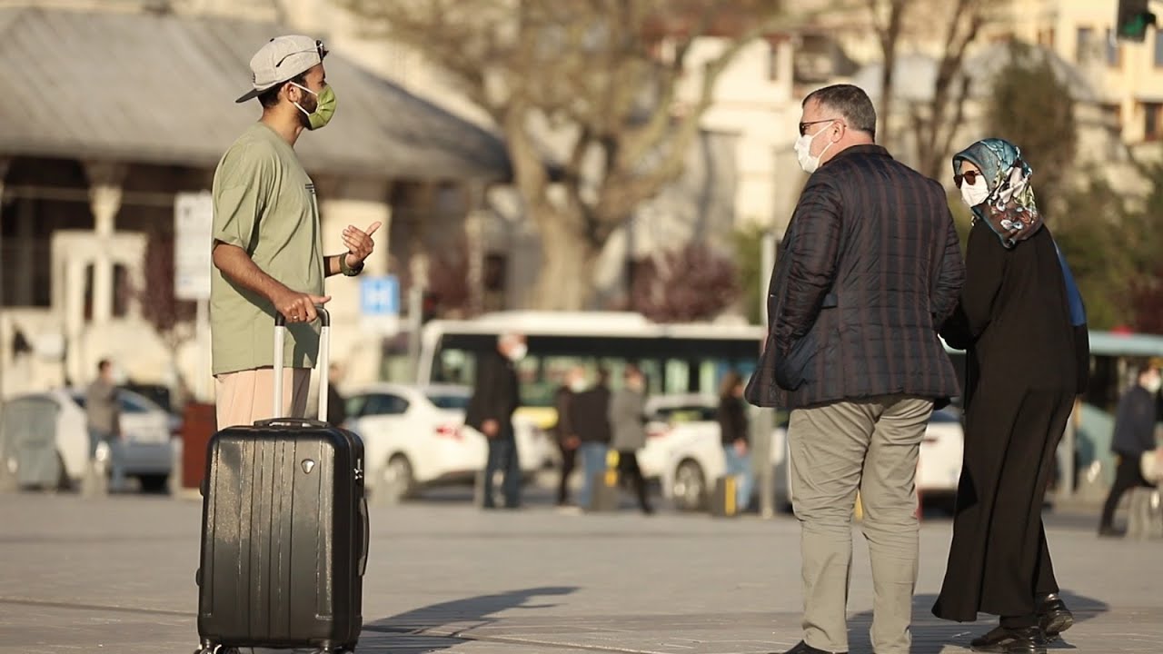 ⁣عربي يطلب من الأتراك أن يستضيفوه عندهم للإفطار لأنه صائم | تجربة إجتماعية