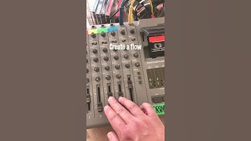 How I use 4-track cassette tape to improvise drone ambient music. Full vid in related link #shorts