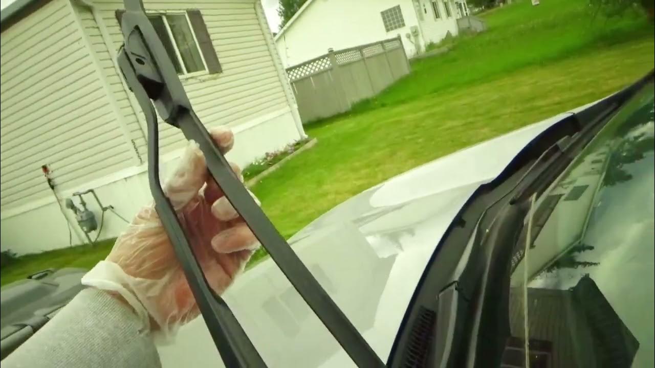How To Replace A Windshield Wiper Blades on Your Car or Truck YouTube