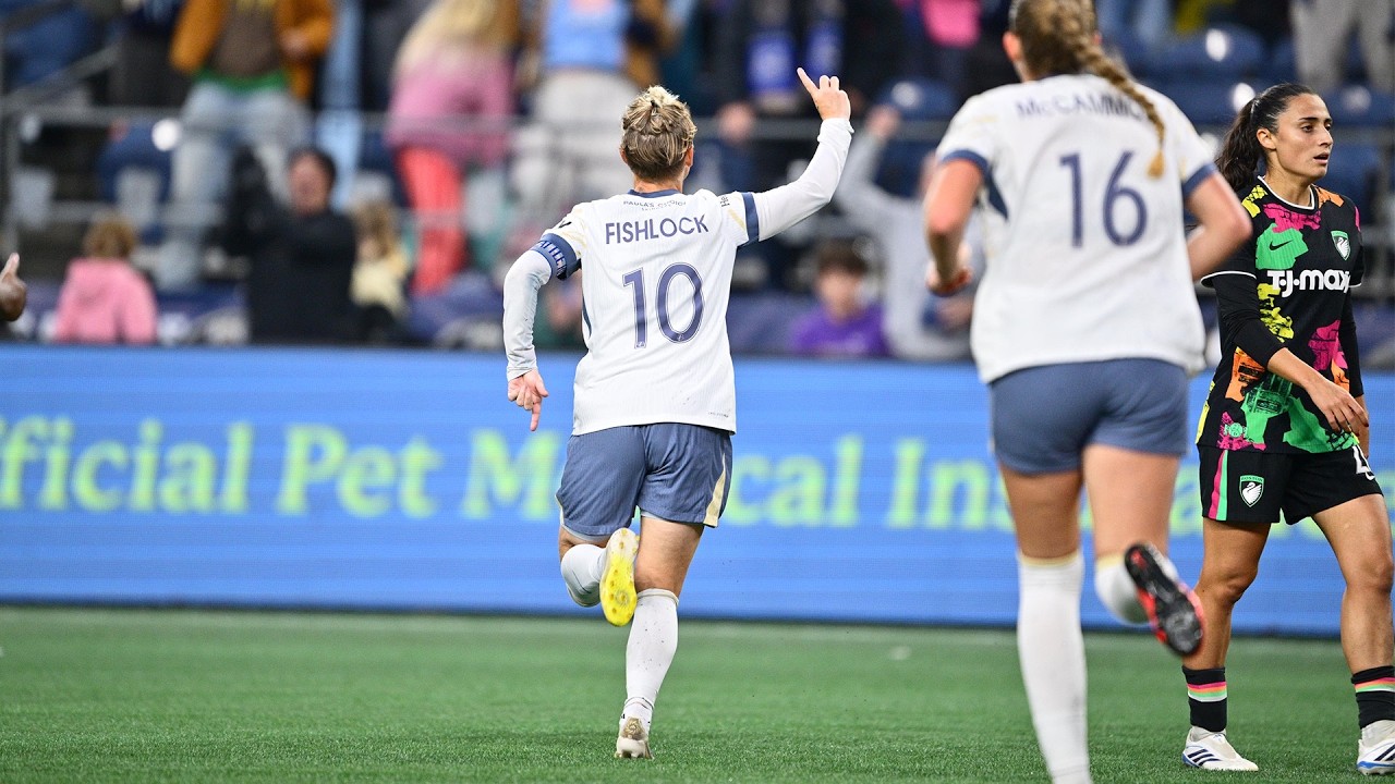 GOAL: Jess Fishlock adds a second against Boston