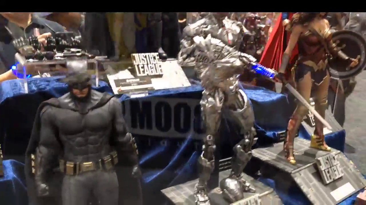 Hot Toys Tour - Sideshow Live from San Diego Comic-Con!
