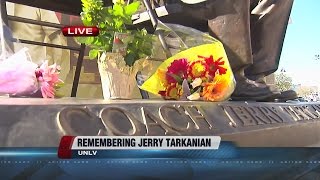 Memorial grows at UNLV's Jerry Tarkanian statue