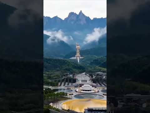 Jiuhuashan Giant Buddha