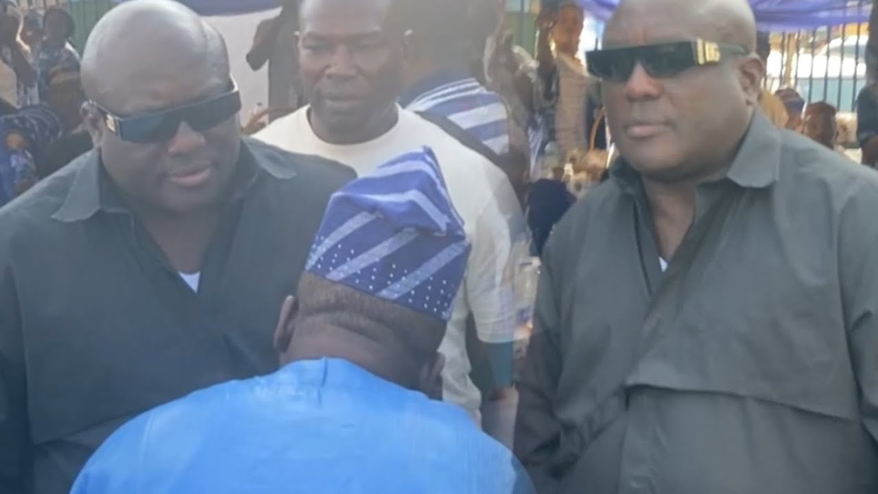 Arrival of King Saheed Osupa at The unveiling of journey Global auto