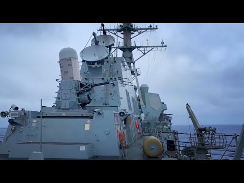 Система Phalanx сбила крылатую ракету