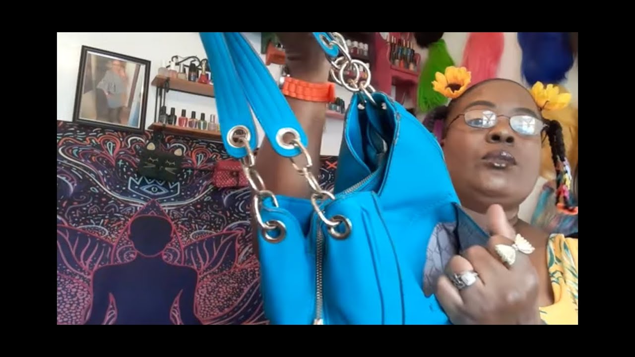 ASMR: DOLLAR TREE HAUL ETC & CHEWING CRACKING GUM...By: JUICY TINGLES