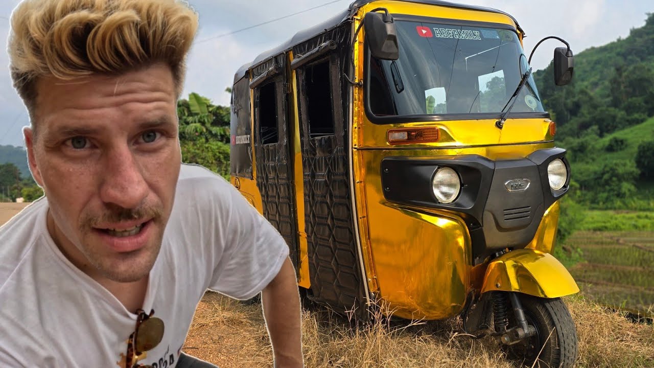 Journey To Dawki With My Golden Auto Rickshaw