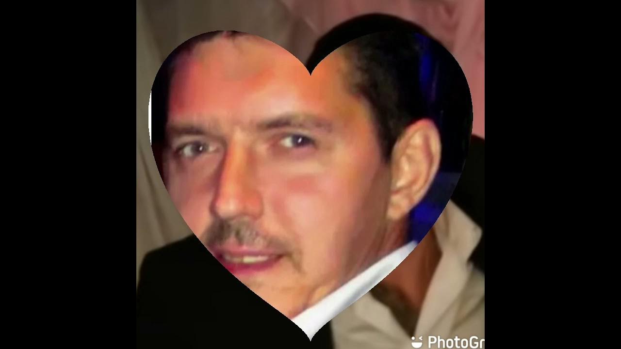 Прохожий песня аркадия кобякова. Родители аркадия кобякова. Кобяков я лишь. Голос кобякова. Кобяков я кобяков.