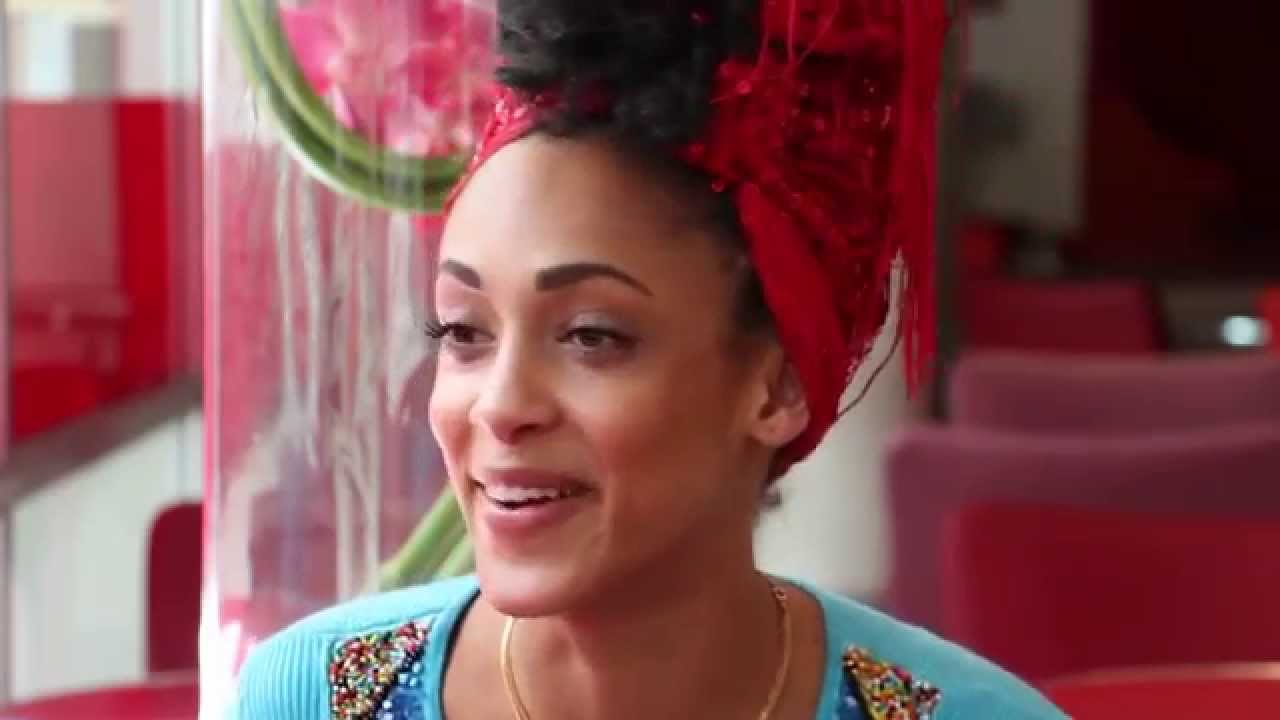 Secrets Beaute Phillisia Ross Revele Le Secret 100 Naturel De Sa Beaute En Video Exclu Youtube secrets beaute phillisia ross revele le secret 100 naturel de sa beaute en video exclu