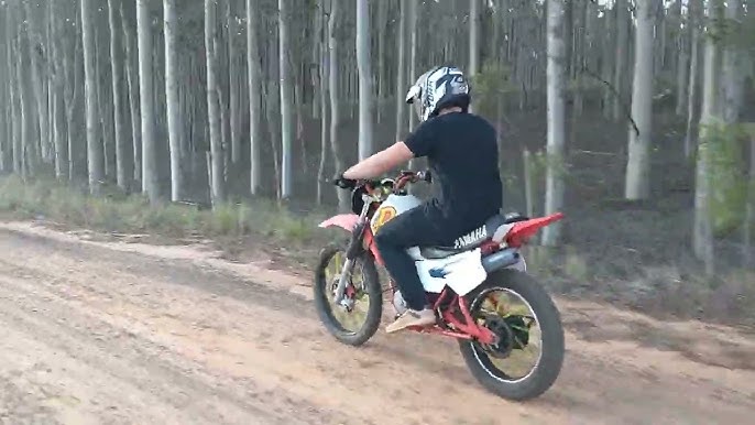 TRILHA DE MOTO NA PRAIA  DT 200R NERVOSA NAS DUNAS DE AREIA