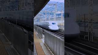 三島駅を通過する東海道新幹線N700系 F5編成(N700A)
