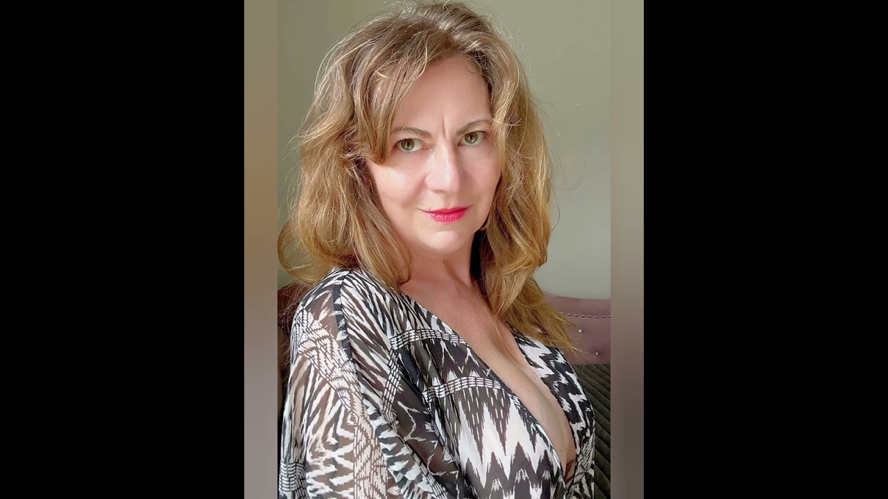 Эми Дэймон ❤️ Естественная красота для женщин старше 50 лет | Биография, информация и факты