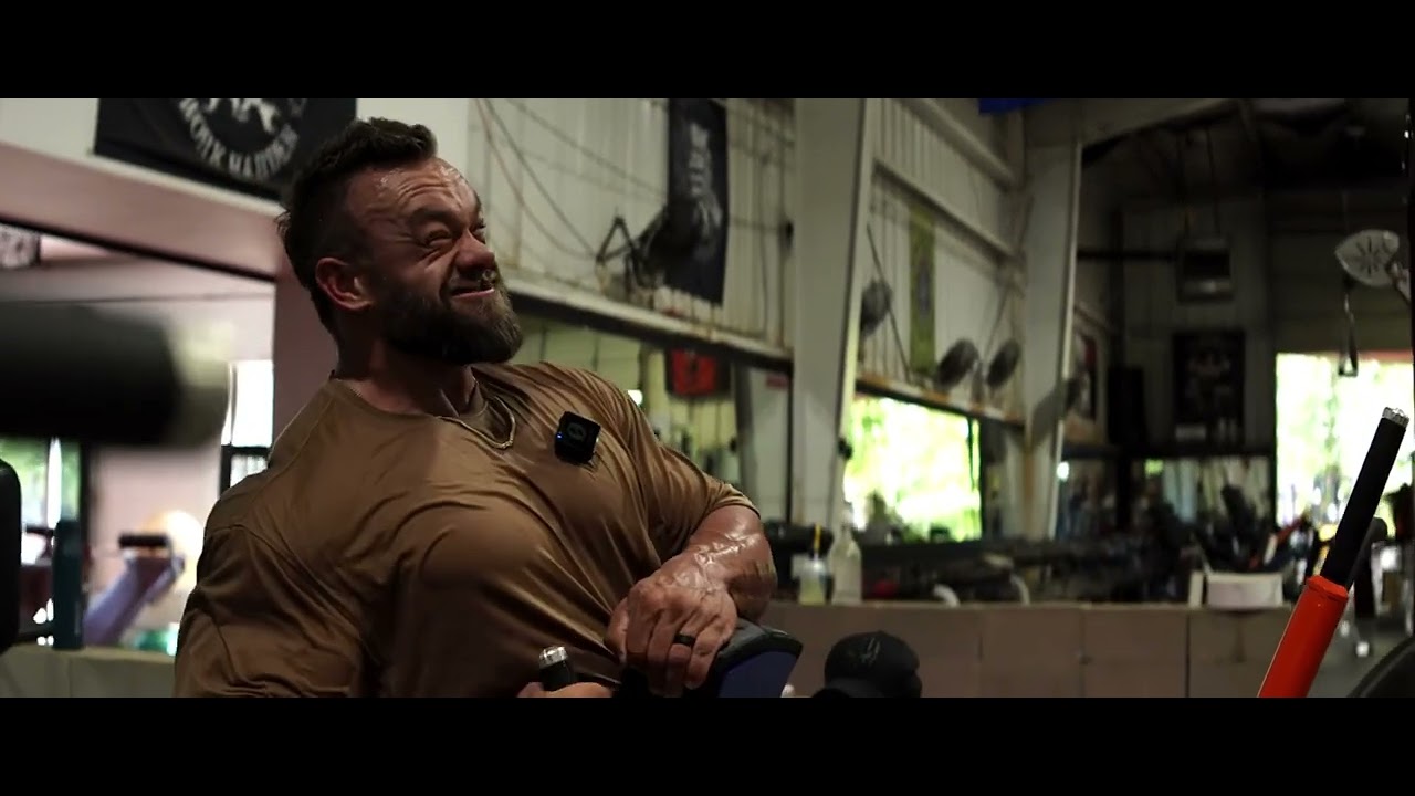 Jordan Hutchinson and Justin Wyatt back day at Iron Asylum gym 