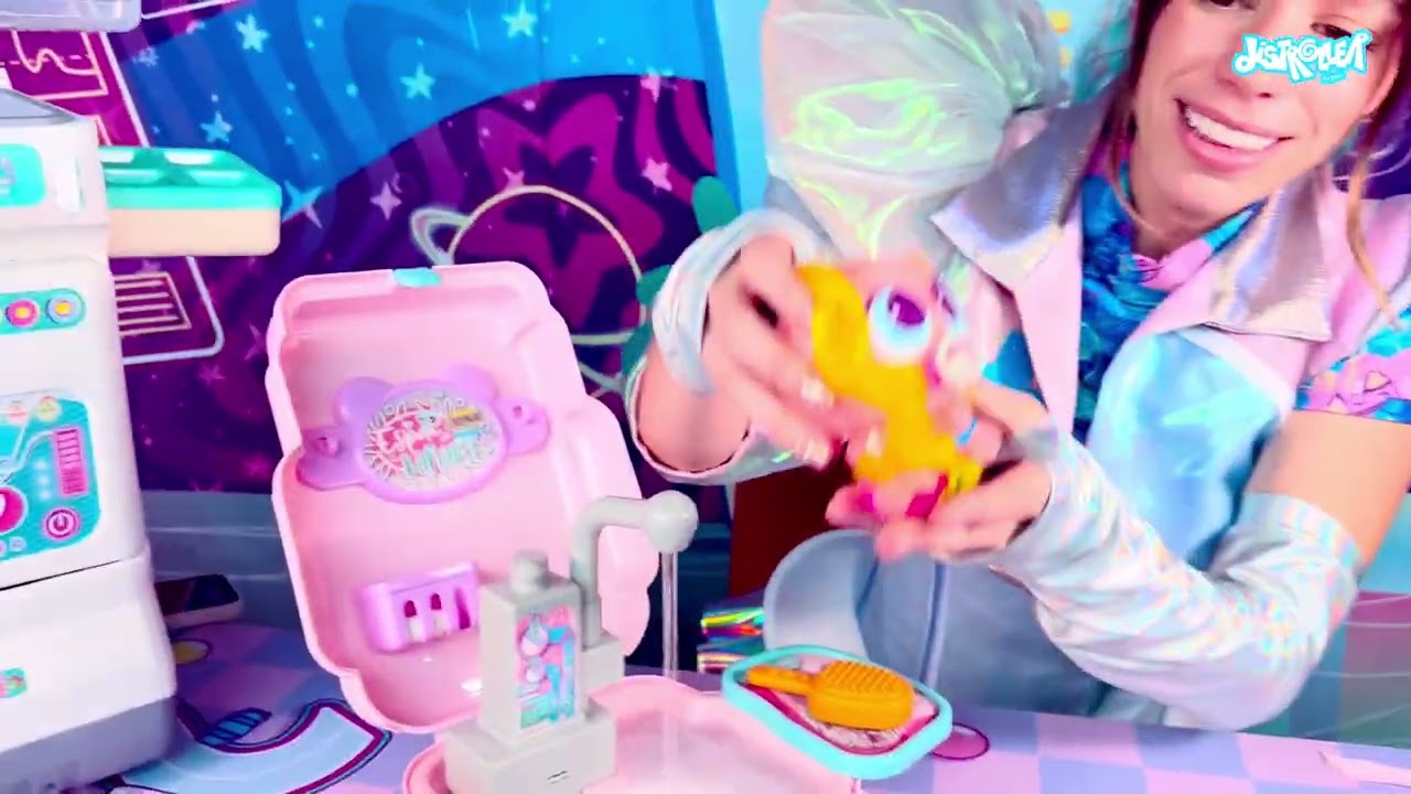 Enfermera Tania baña a Chivatita | Cuidado de Ksi-Meritos Distroller