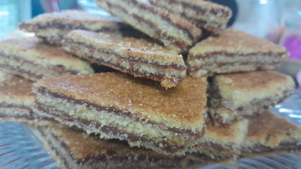 البراج بطبقتين من التمر 