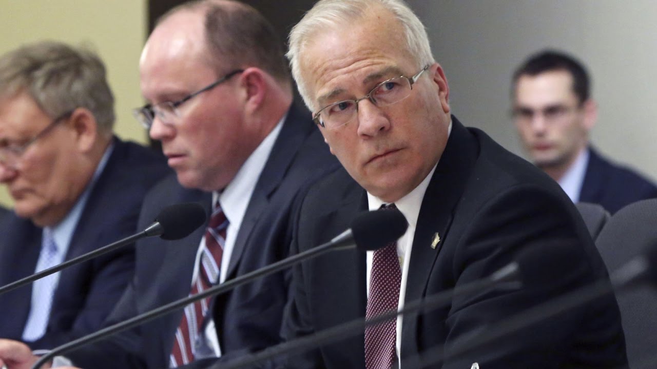 Two Minutes with Mitch Henck: Political disagreement turns to hate