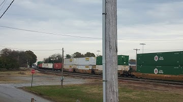 NS 213 Intermodal Greer, SC w/ ex Conrail leading